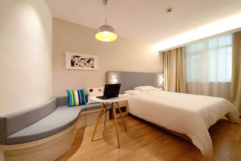 Bargain Hotels